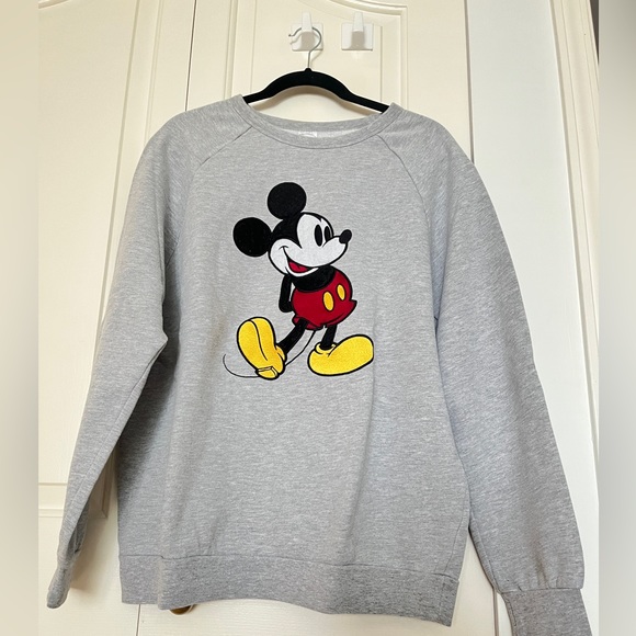 Urban outfitters sweater - Picture 1 of 2
